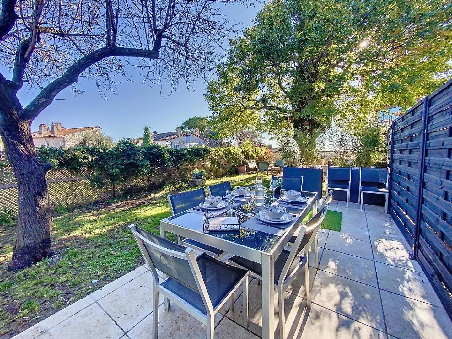 Maison Sommet Village Avec Jardin Jacuzzi Vue 카브리